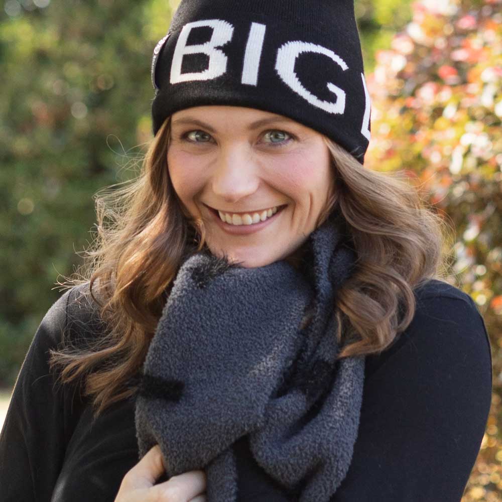 BIG LOViE Jacquard hat and Dream microchenille feather yarn scarf on cozy woman smiling outdoors autumn