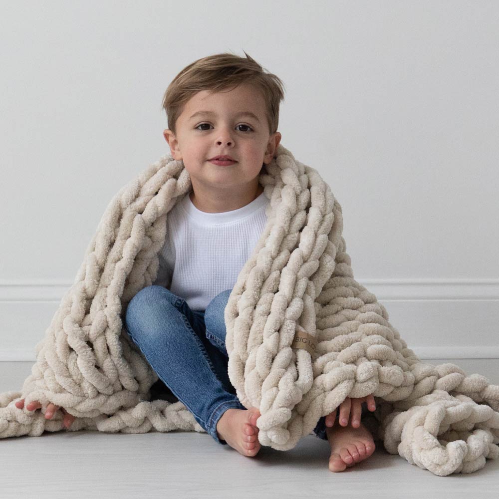 INFINITE CHUNKY KNIT BLANKET | MINKY | LITTLE - SAND