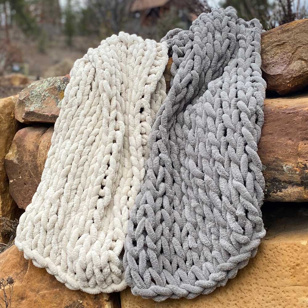INFINITE CHUNKY KNIT BLANKET | MINKY | LITTLE - MIST