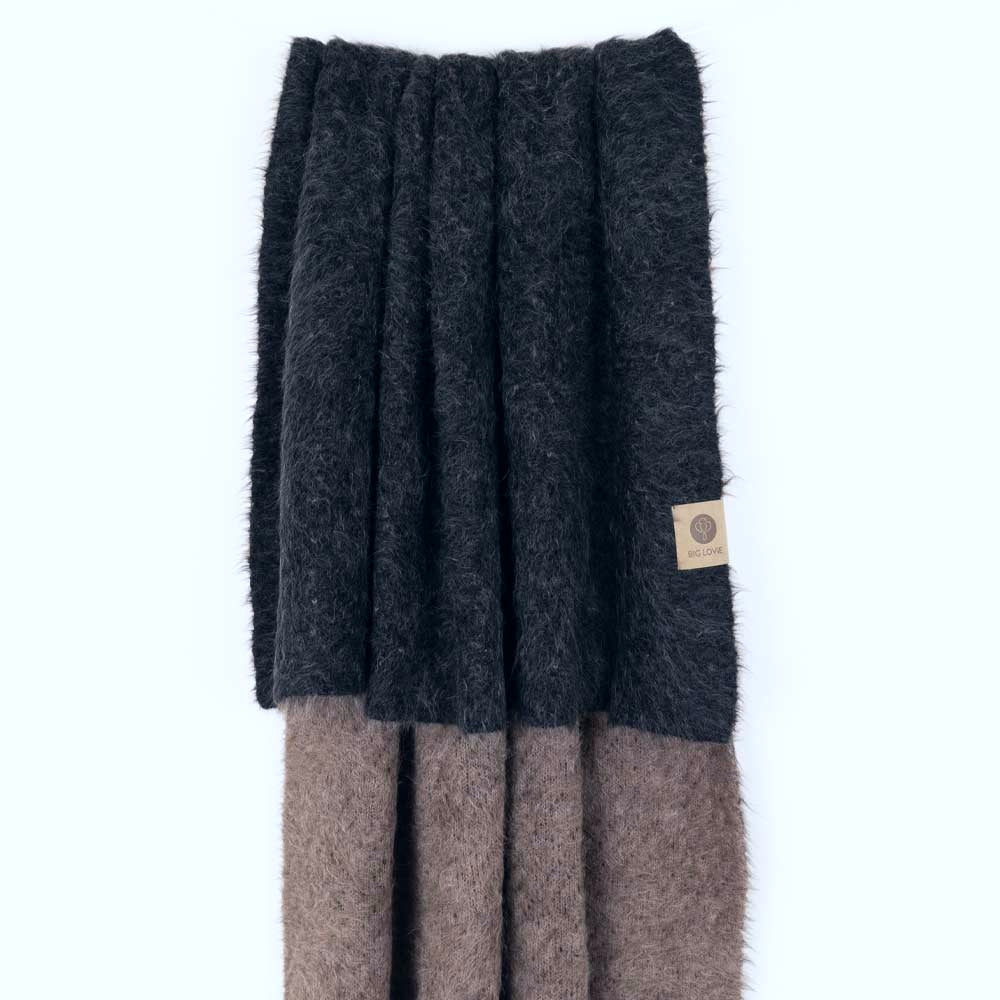 SURI | BLACK + DARK BROWN