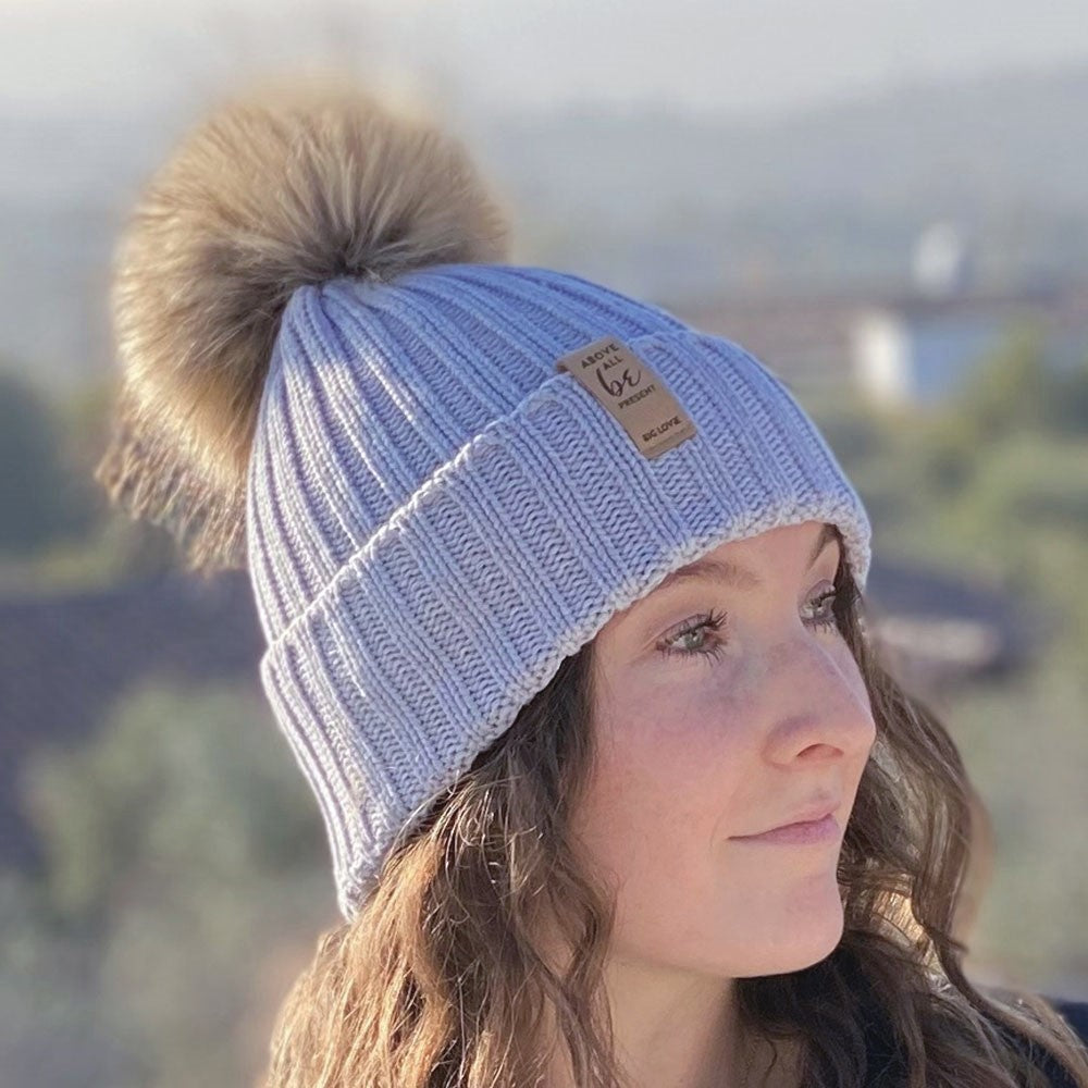 HUG ME COTTON BEANIE WITH POM | GRAY